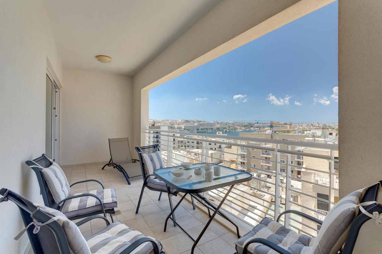 Luxury Apartment Inc Pool & Views Сліма Екстер'єр фото
