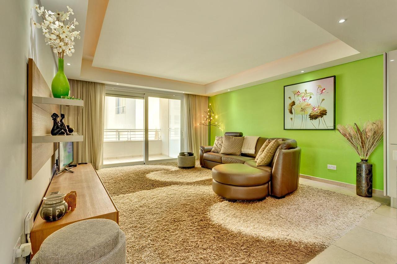 Luxury Apartment Inc Pool & Views Сліма Екстер'єр фото